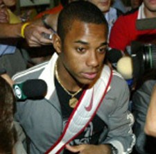 Robinho Hadapi Sanksi Disiplin